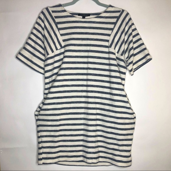 Banana Republic Dresses & Skirts - BANANA REPUBLIC striped dress white and gray. P Sm